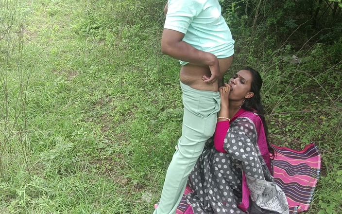 Kavita _zawazawi: Stříkání na zadek desi holky Kavita a šukání zezadu v džungli