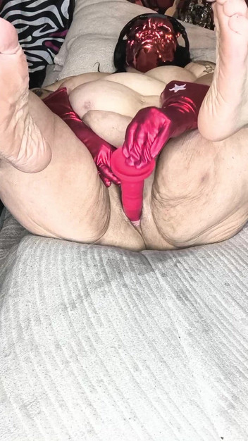 HerculesnVENUS: Mai sexy decât iadul ea ejaculează atât de fierbinte și de...