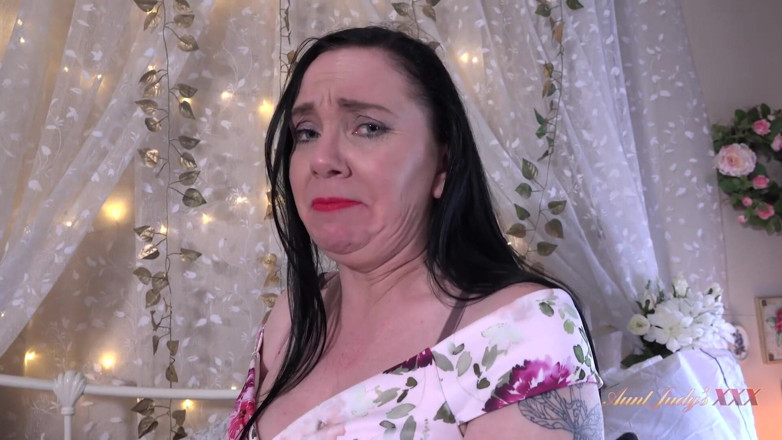 Aunt Judy's XXX: Auntjudys - tu casera tetona milf Kjirsten te deja pagar el...
