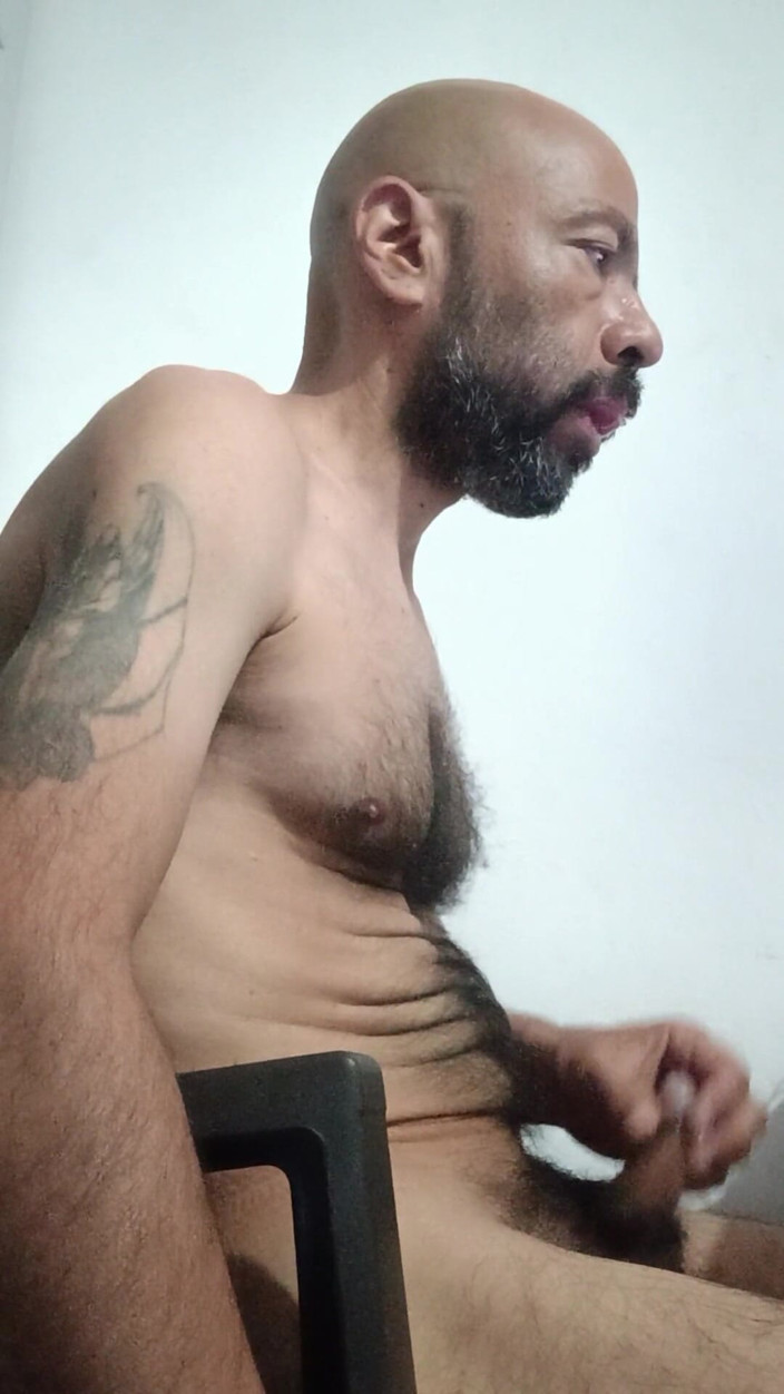 Jhonbahh: I Want Pleasure