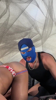 Muskel Maskierter Schläger Cholo Hengst Fickt Dicken Fetten Arsch Ohne Gummi! Unbeschnittene Latinos