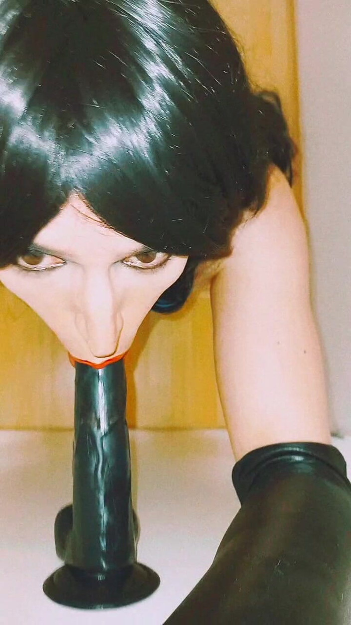 Tammy sissy slave: Latihan Dildo