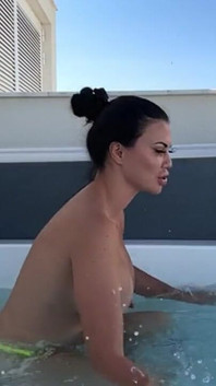 Jacuzzi JOI