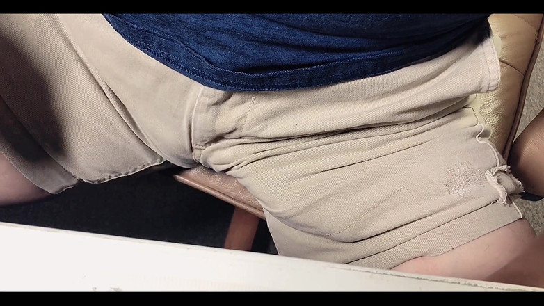 UnderXiaoQiang: Working at My Desk. Got Bored.