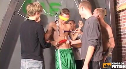 Gay Diaries: Facet z długimi włosami bije swoich przyjaciół ciasne osły podczas...