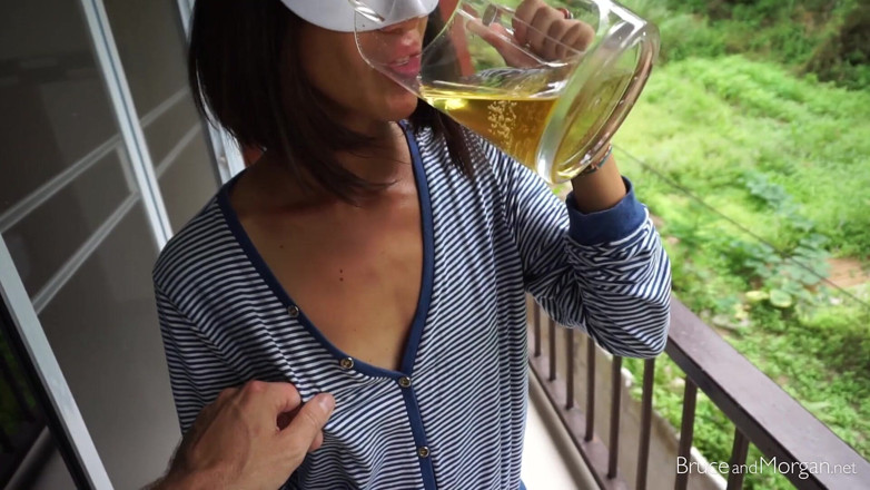 Bruce-and-Morgan: I Get 1.3l of Piss!!!