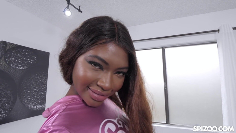 Spizoo: Little barbie Noemie bilas deep fucking