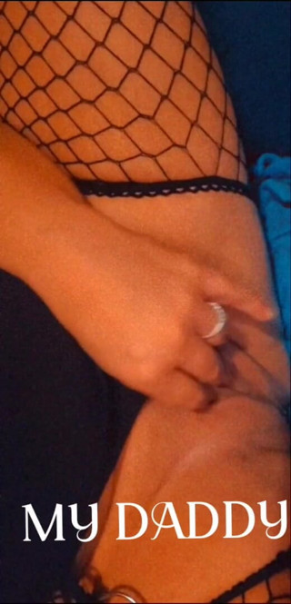 SuperHeadStormyRae: Big clit