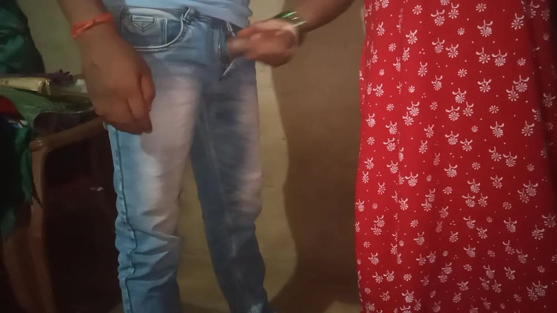 Trilokinath: Skvělý den pro Devar a Bhabhi Hasband po práci jít