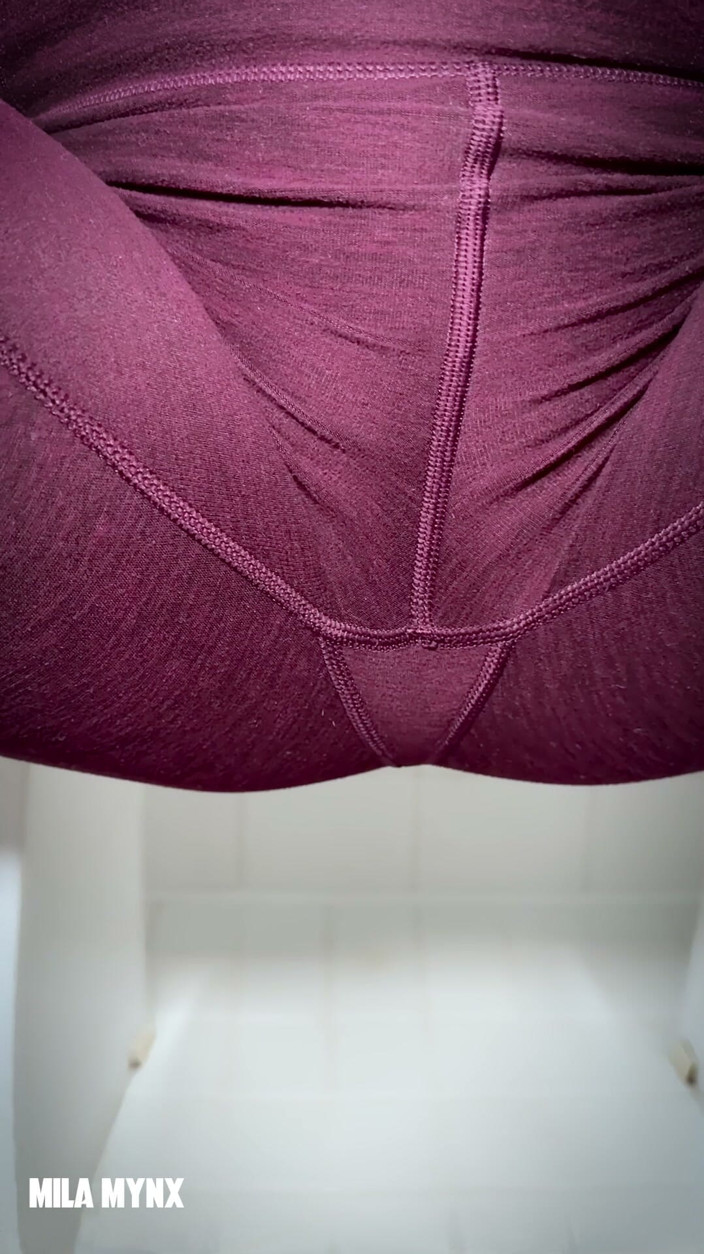 Mila Mynx: Bladder Bump Desperation - Pissing My Leggings for Stepdaddy