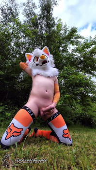 Big Cock Twink Piss Outdoors