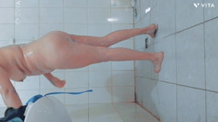 Kamila6922: Vecina mea mă așteaptă în camera casei mele