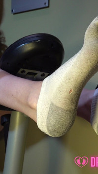 Bella's Sweaty Workout Feet - (dreamgirls in Socks)