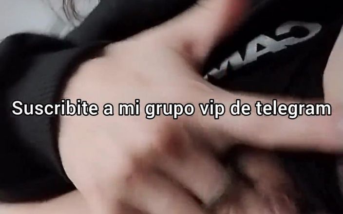 AngelQueen: Kamu pengen nonton video amatir setiap hari? Tante seksi argentina