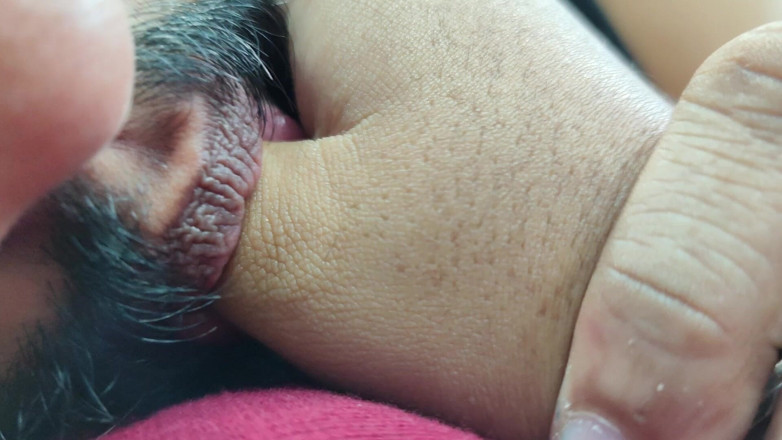 Vaishnavysharunraj: Hot Neck Kiss Finder Lick with Pussy Rub