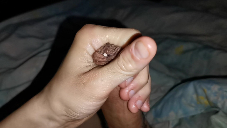 SEXY_GUYBEST: Sikim geceleri çok sert oldu ve beni uyanık tuttu