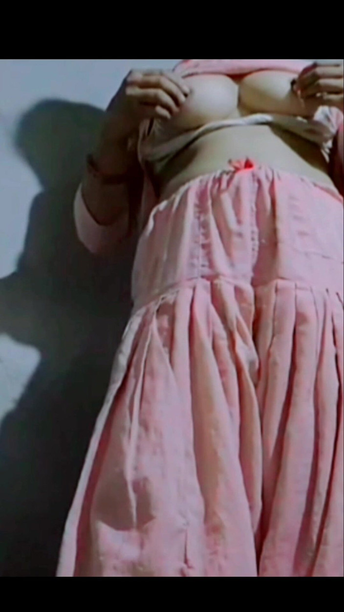 TricolorMusic3: Film sexy molto caldo ragazza perfetta tette sexy calda corpo...