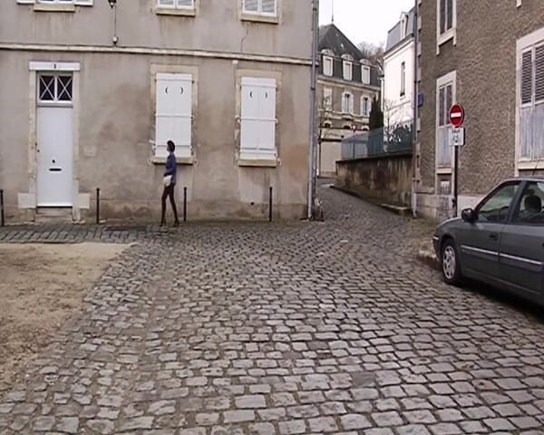 Filles Francaises: Bağlı Fransız sürtük azgın bir dominant ve büyük takma yarakla...