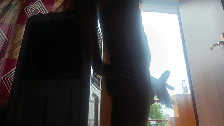 Desi shikha: Outside Balcony Masturbated Huge Cock