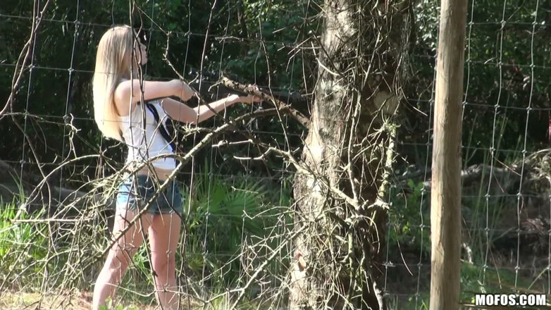 Pervs on Patrol: Perversi în patrulare - Megan Brown și Tony Rubino practică filmarea în timp ce...