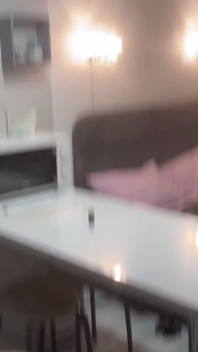 Gordinha Monika toma banho