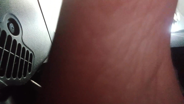 Kinky Lyrical: 裸足運転コンピレーションビデオ