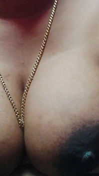 Une Indienne desi canon et sexy se fait baiser