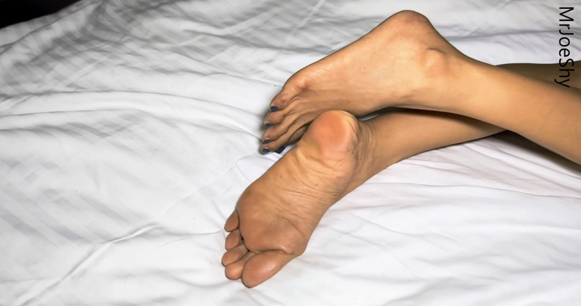 MrJoeShy: Cette GILF asiatique mince et âgée aime le sexe anal et...