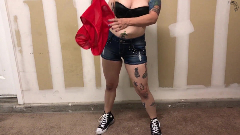 Nikki's Fetishes: Sneaker Match Lighting Smoking JOI