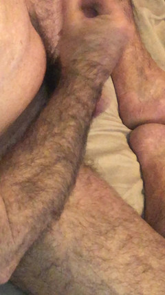 OhTrevor: Wake and Bate Ojczym głaszcze Wielki kutas