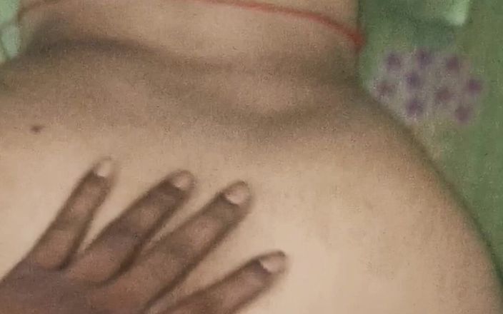 DesiDemon60: Het indisk bhabhi knullad grovt av gammal styvfar