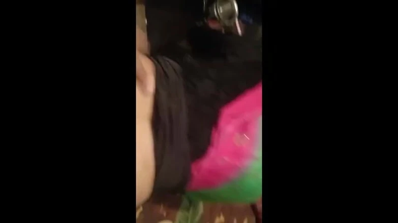 Gulaab: Pěstí šukám arabskou dívku
