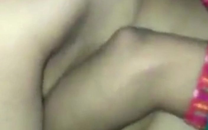 Yogita: Pasangan desa lagi asik seks gaya doggy di malam hari