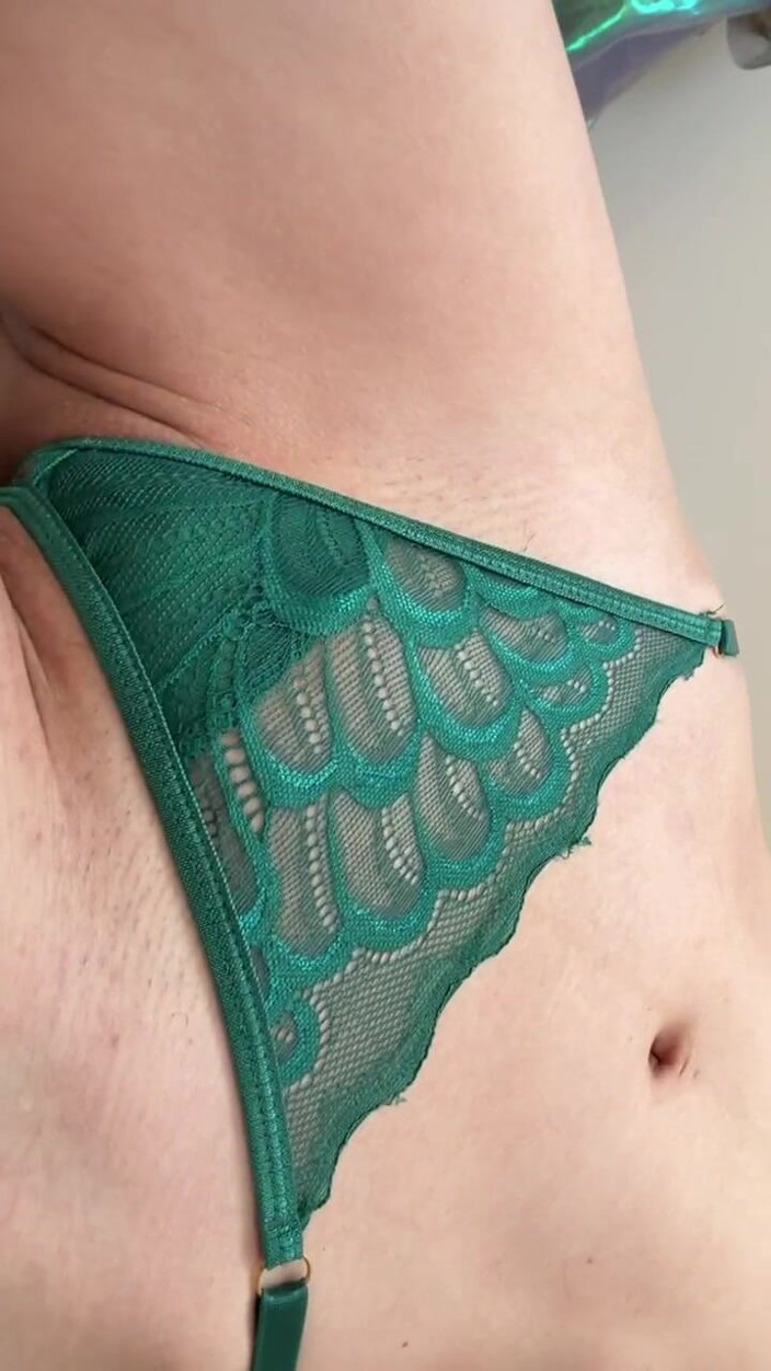 Catalien: Elf Cosplay Nude Reveal _ Fantasy Striptease