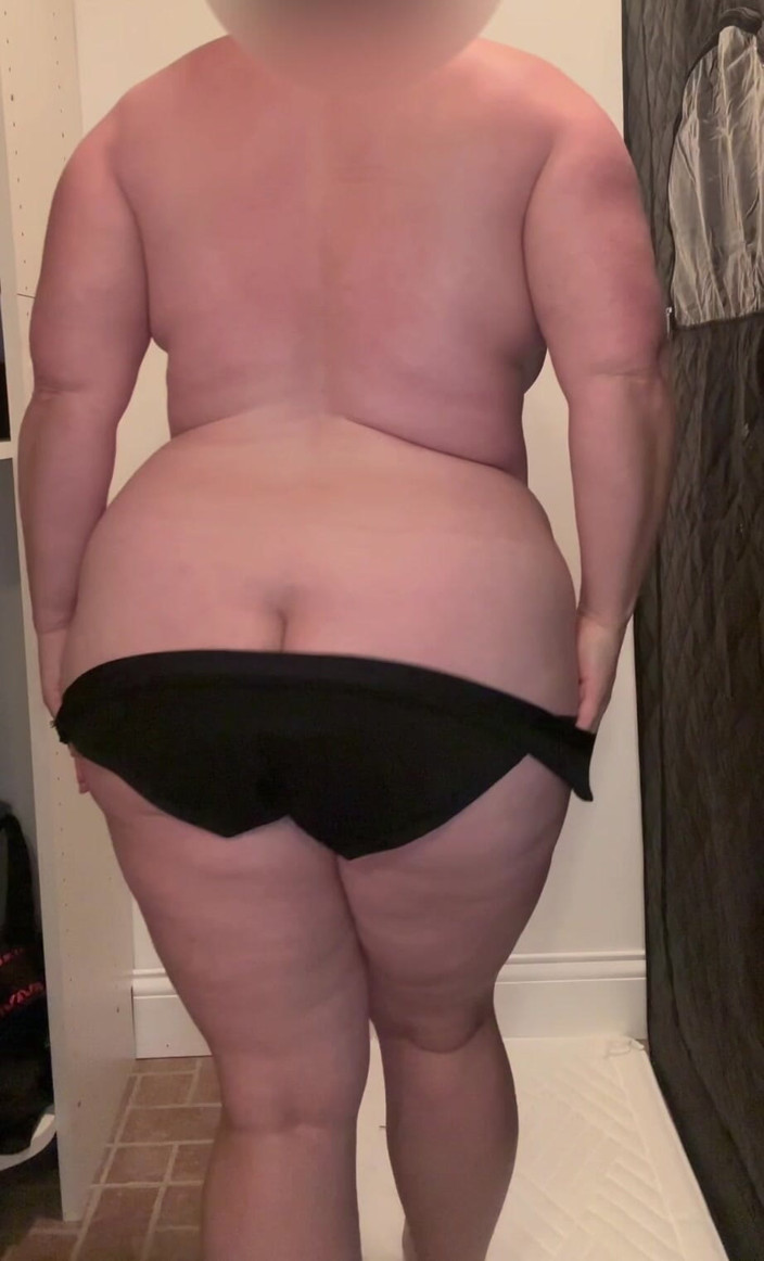 SadieMarriedLady: Sadie Strips for You