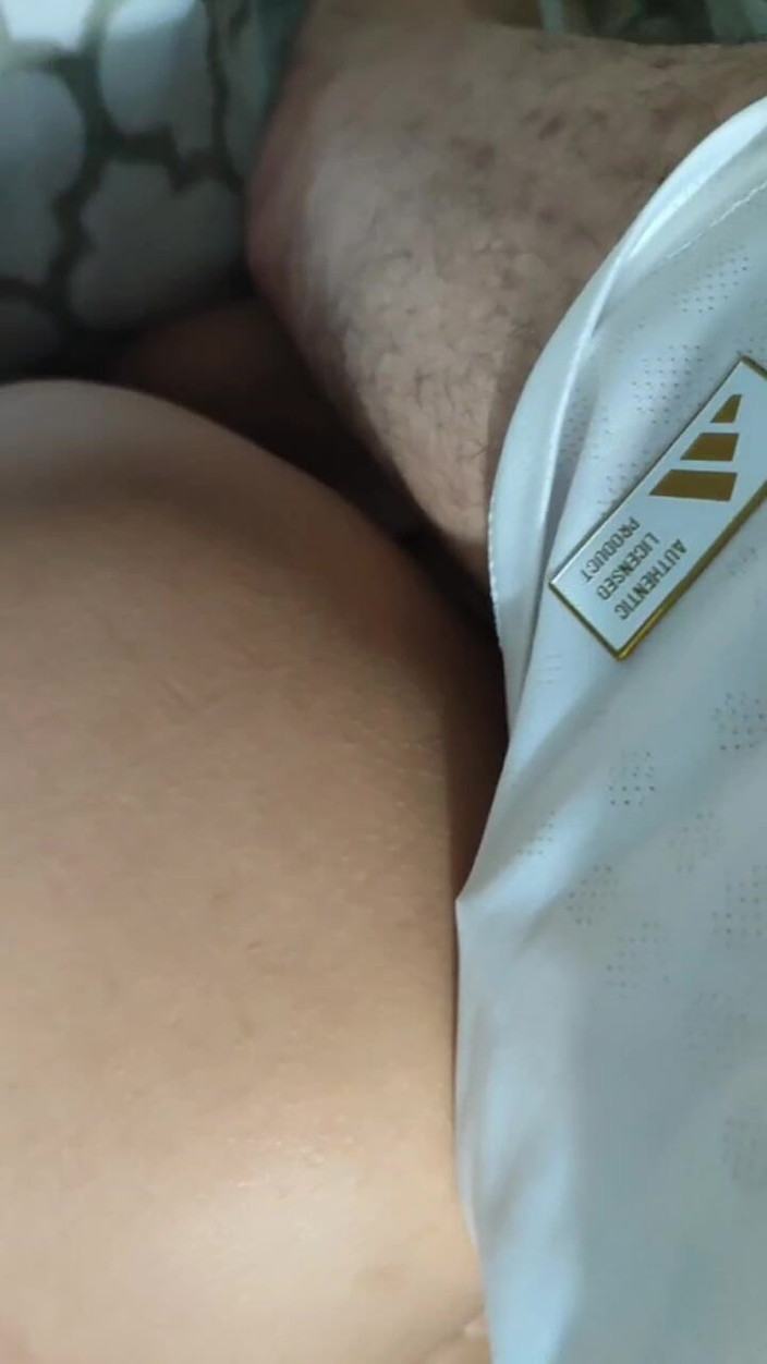 eddiexcxc: 69-letni dojrzały 18-letni student oklep