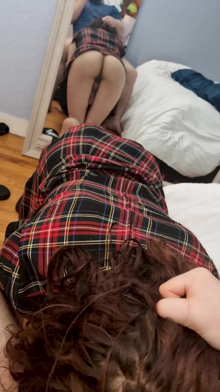 Melodyfluffington: 取悦Melody，吮吸和操她直到他们一起高潮