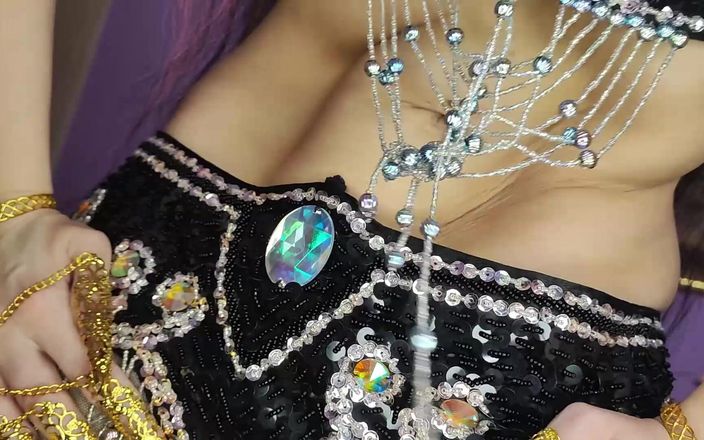 Princess18_: 매혹적인 수쿠버스 벨리 댄서