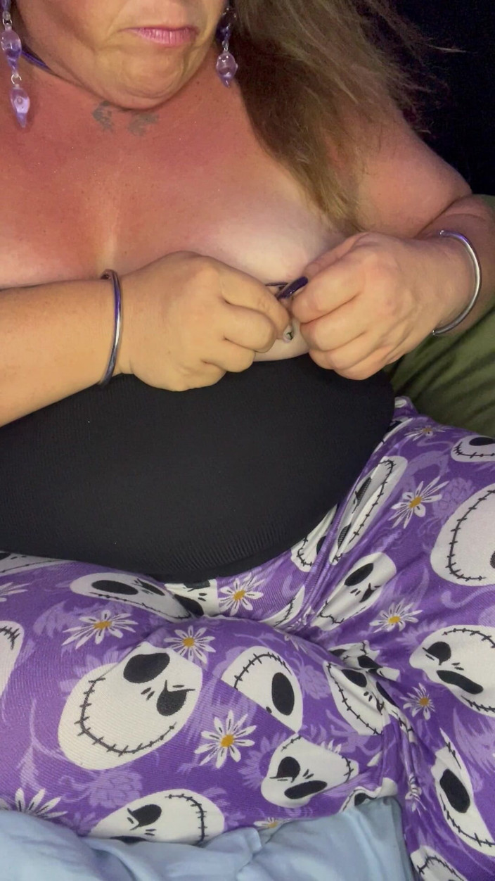 Heather Lynn: La prima volta che cambio i miei piercing dagli stalloni...