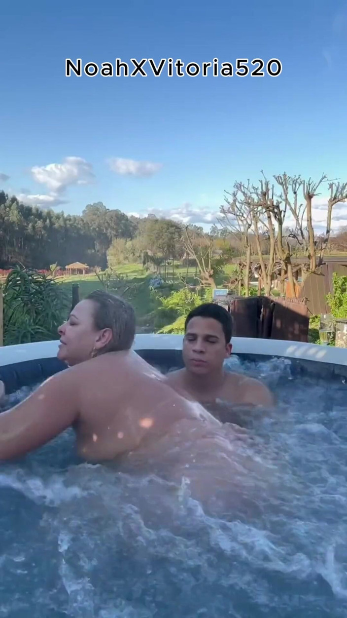 Vitoria Coronado: Outdoor Sex with a Hot Blonde MILF in a Hot...
