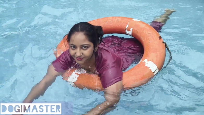 Dogimaster: Desi Indian Girl Enjoys in Hilton Goa Resort- Dogimaster