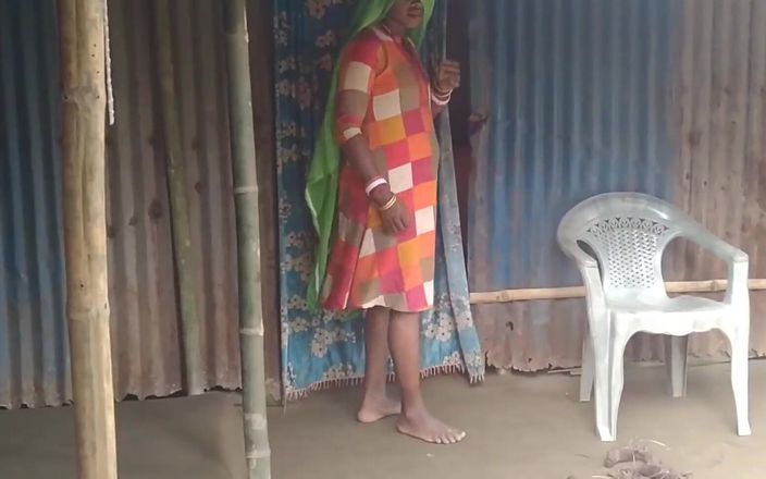 Desi anal: Schmutzige stiefmutter mit dicken möpsen