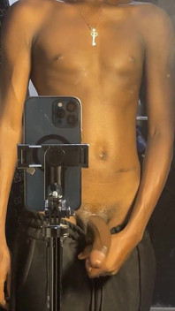 Twink zveltă arată pula mare