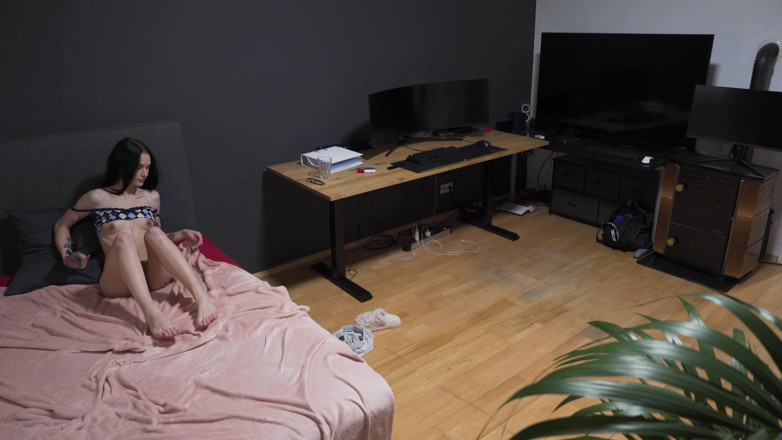 Pornforce: Tavşan gibi sikişiyorlar - esmer genç kız sert seviyor