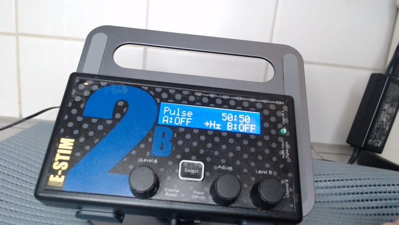 Gaylectrician: Tutorial Estim: Stimulasi Gans dengan Bipolar Magictrode