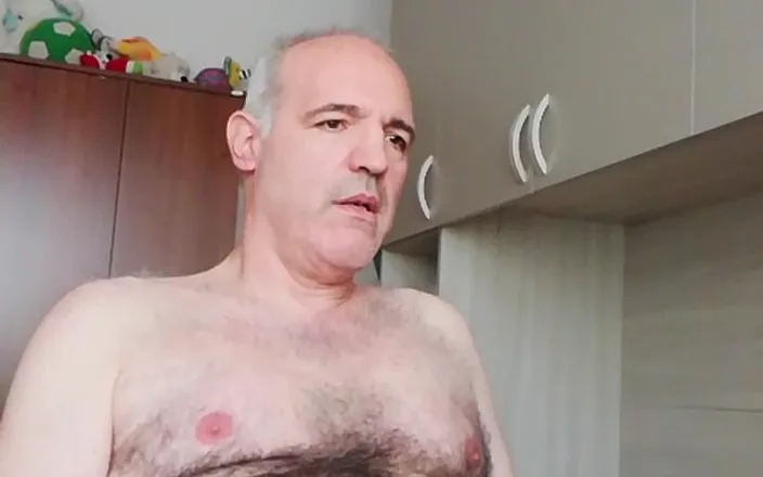 Setesesso7: A Handjob While Watching a Porn Video on Xh