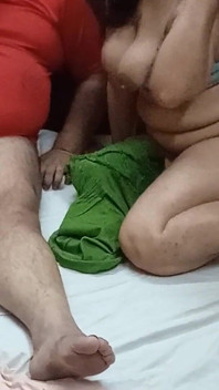 Desi college-lehrerin und studentin ficken hardcore