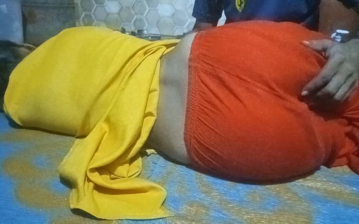Pooja Sexy: Szwagierka indian village zerżnięta przez szwagra w kuchni