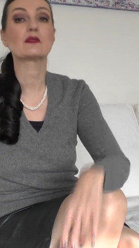 13 dní před svatbou: Tabu setkání - Splash On My Sweater, Lady Victoria Valente