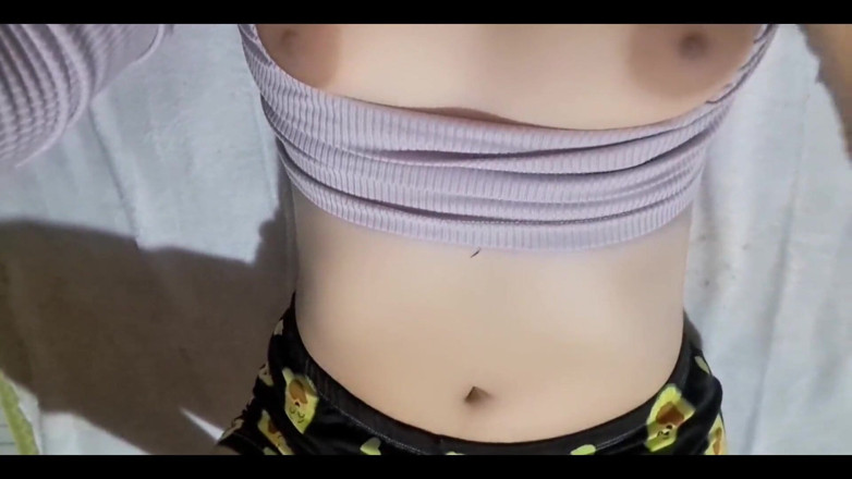 Yulieth Gomez: %100 orgazmı garanti ediyor! Eminim sert boşalırsın!